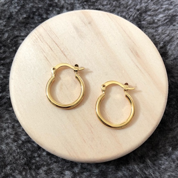 Joya Jewelry - Dainty Yellow Gold Filled Hoops